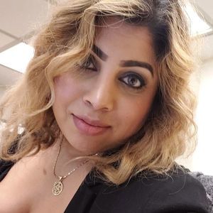 Meet your Posher, Devika